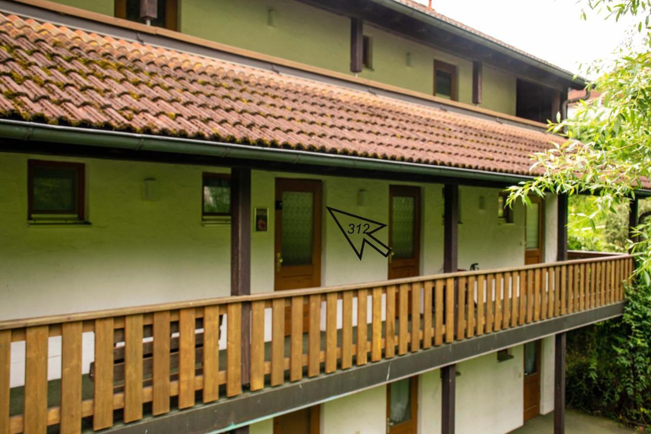 Geschmackvolles Appartement Am Donauradweg Obernzell Exterior foto
